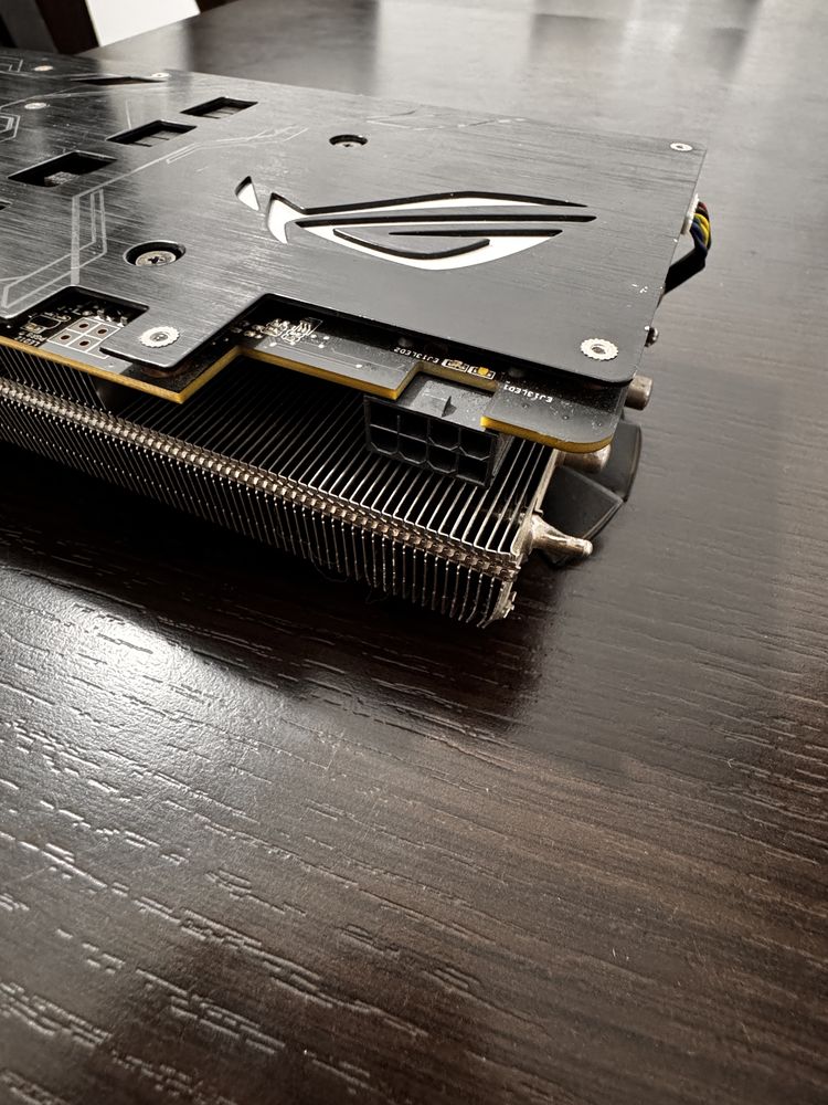 Gtx 1070 ti rog strix