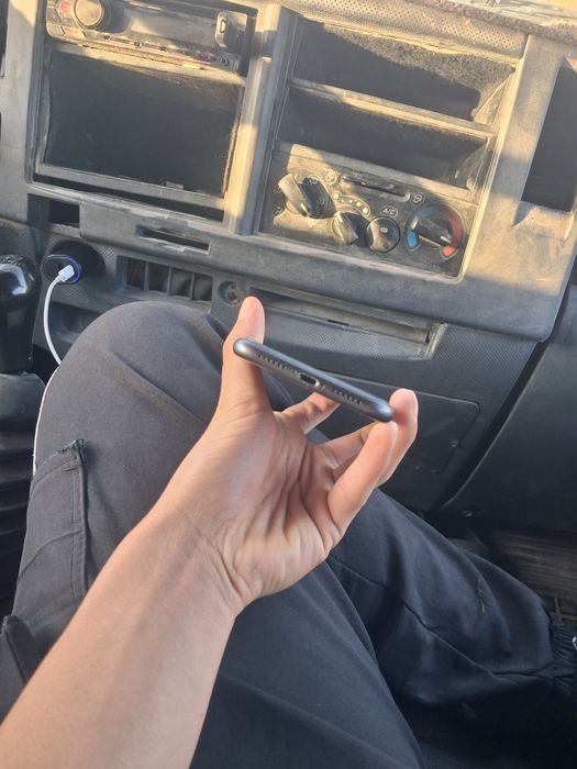 Sotiladi Ayfon 11 64GB yomkis 79% LLA regiyon