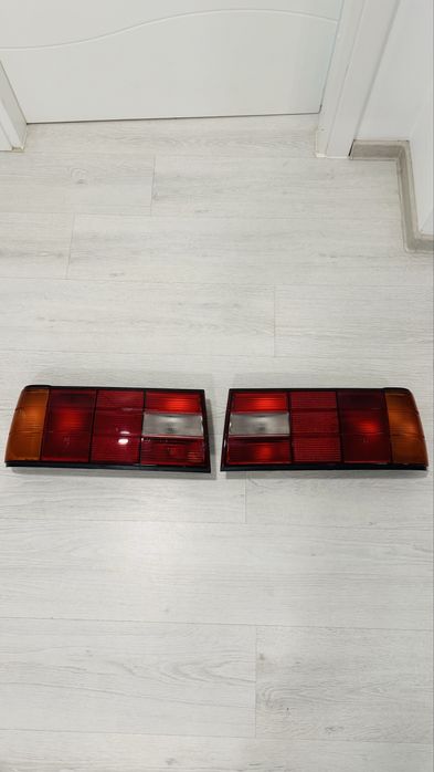 Stopuri bmw e30 FL stare impecabila