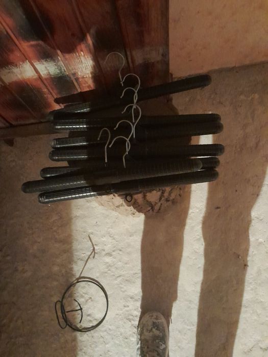 7 броя закачалки отлично състояние