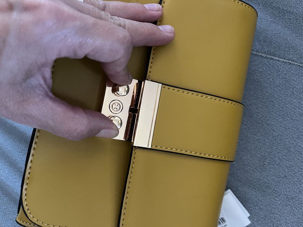 Clutch / Poseta de umar galben