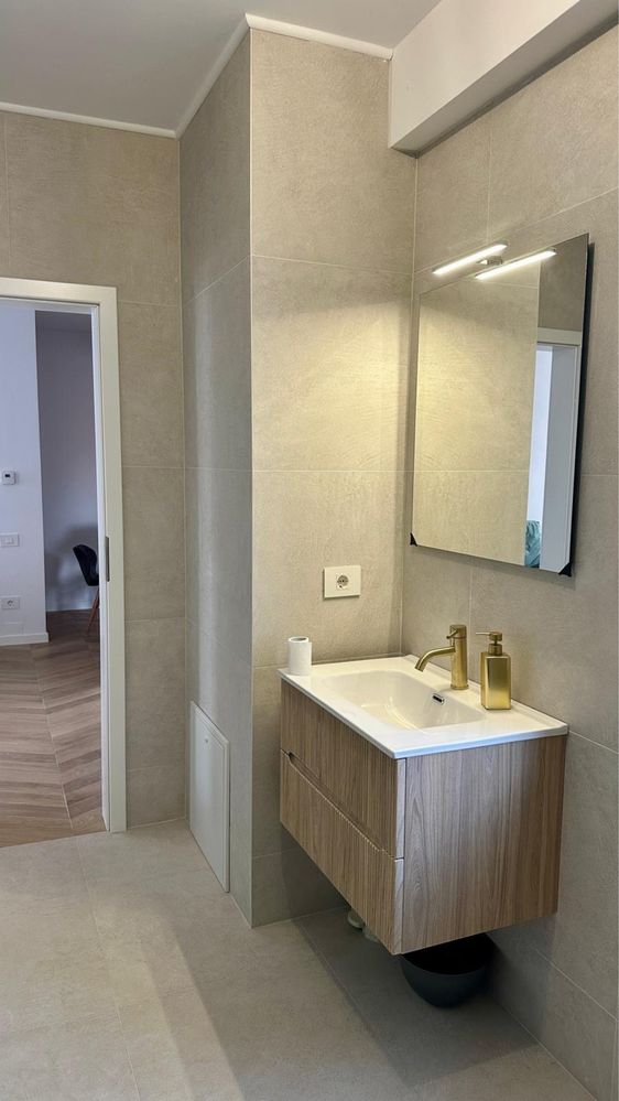 Inchiriez apartament ultracentral Oradea