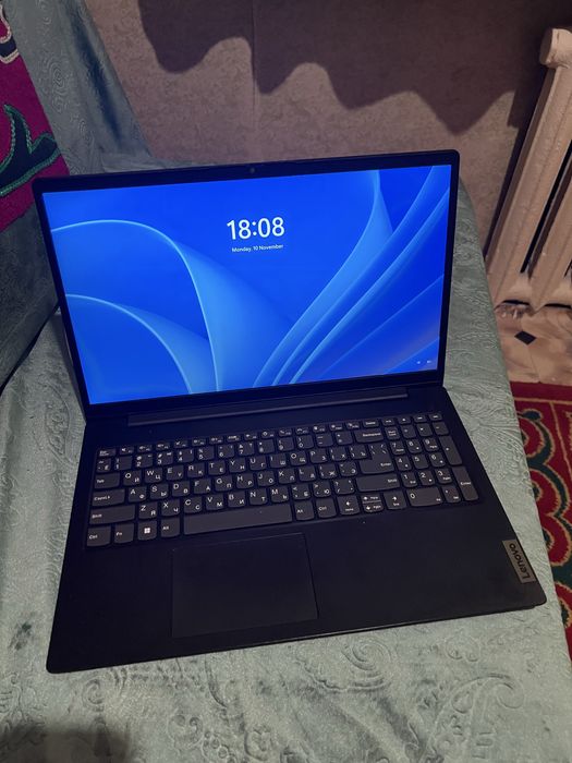 Ноутбук Lenovo idea pad