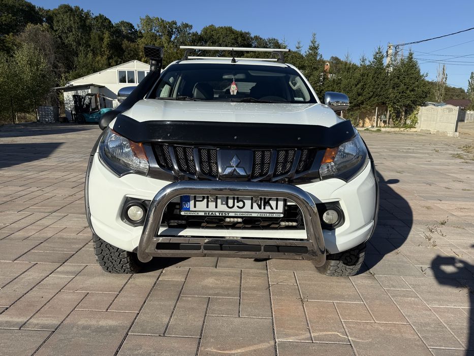 Mitsubishi L200 impecabil