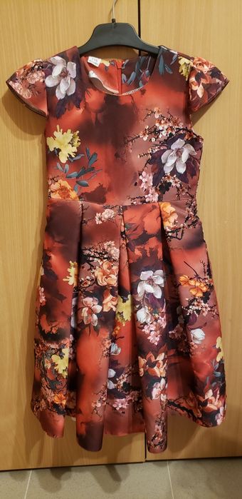 Rochite fusta fete fetite hanorac plover bluza 6 - 8 ani