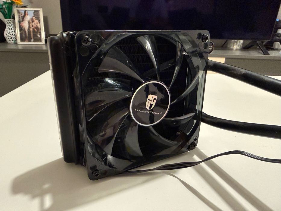 DeepCool Maelstrom 120 All in One Watercooler