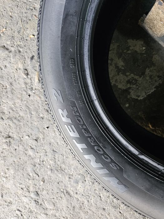 4 anvelope iarna 235 60 18 Pirelli 2022