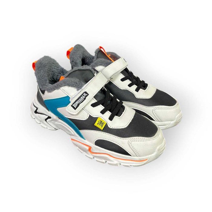 Кроссовки мужские теплые/ Ер балаға арналған кроссовкалар