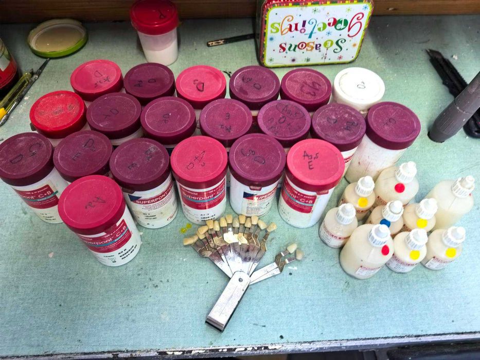 Зъботехнически материали