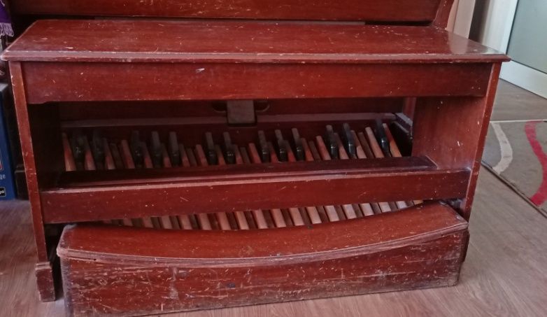 Hammond organ RT3