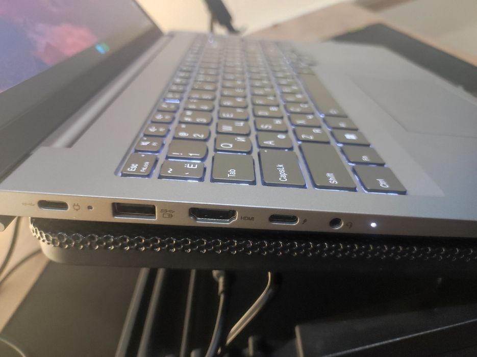 Ноутбук Lenova G6 DDR5/16/512