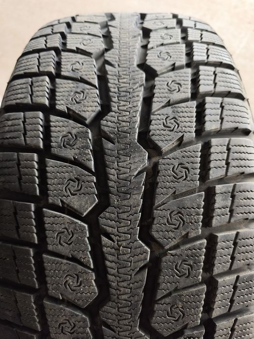 Зимни гуми 285/45/22 114H Toyo Observe DSI-6 LS Като нови!