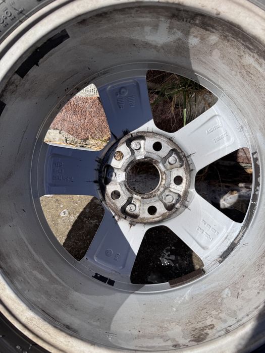 Vand 4 roti anvelope de iarna r16