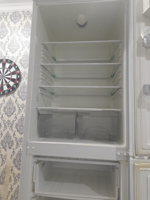 Холодильник сатылады