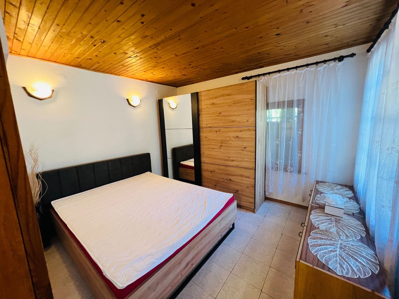 Дава се под наем Къща в София, Славия - 60 кв.м за 715 € - Снимка #4