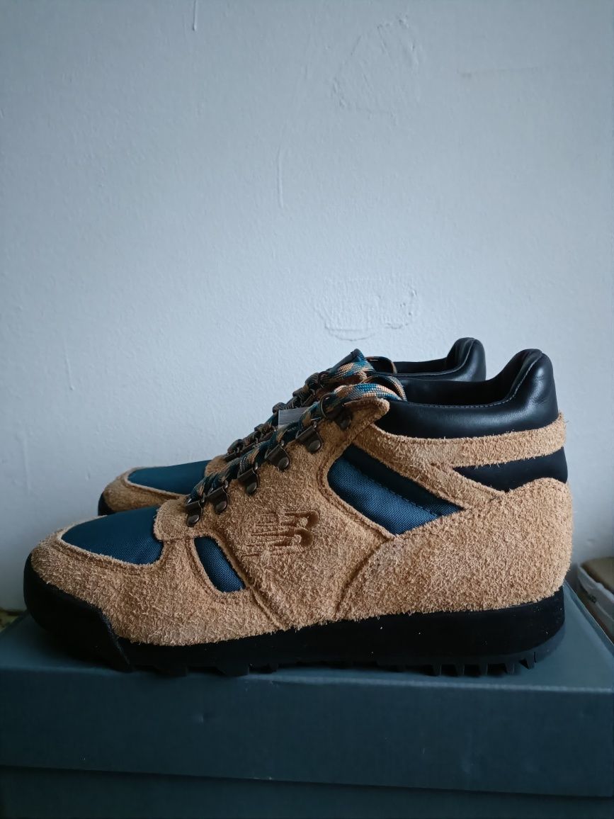 Зимни обувки New Balance номер 44