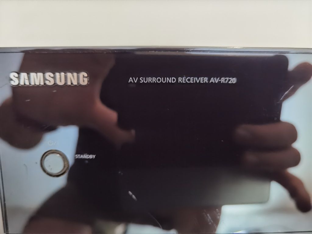 Samsung AV r720 7.1 канален 100 вата приемник