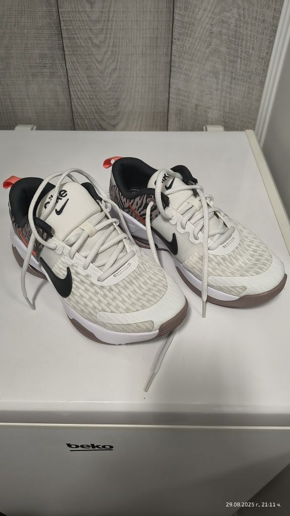 Nike Air Zoom 38номер
