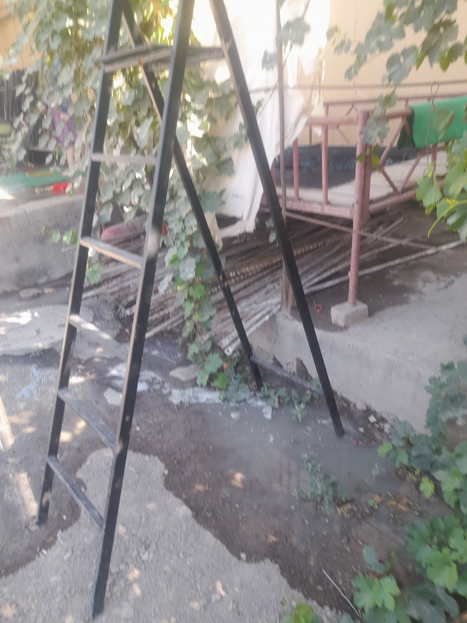 Лестница   сотилади