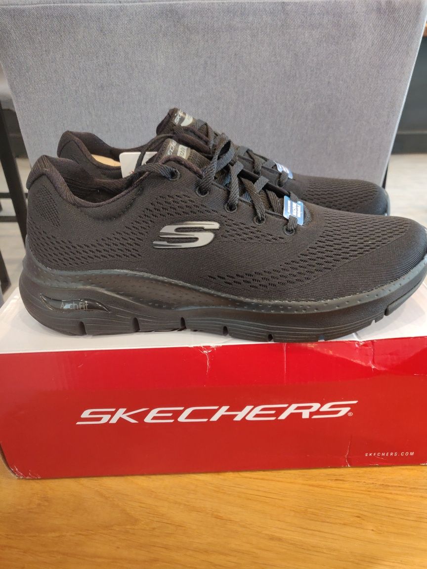 Skechers ArchFit номер 40,41,42  код 36A