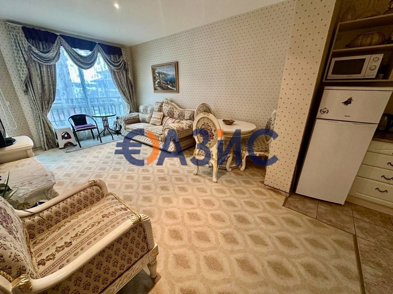 Продава се Двустаен апартамент в к.к. Елените - 65 кв.м за 1137 €/кв.м - Снимка #2