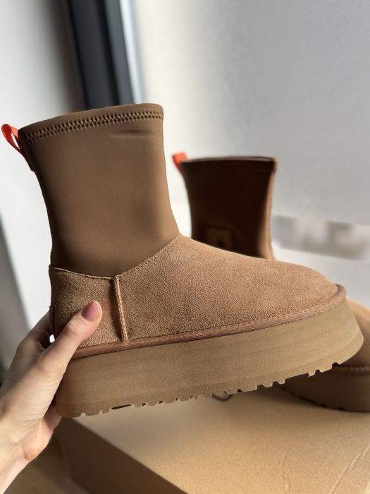 UGG chestnut - marimea 39