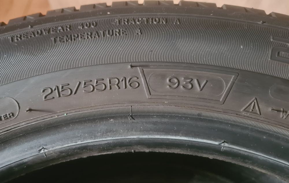 2 anvelope vara Michelin 215 55 R16