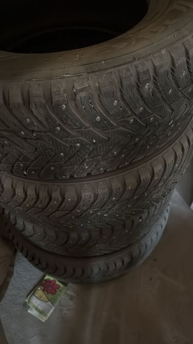 Продаю Шины зимние