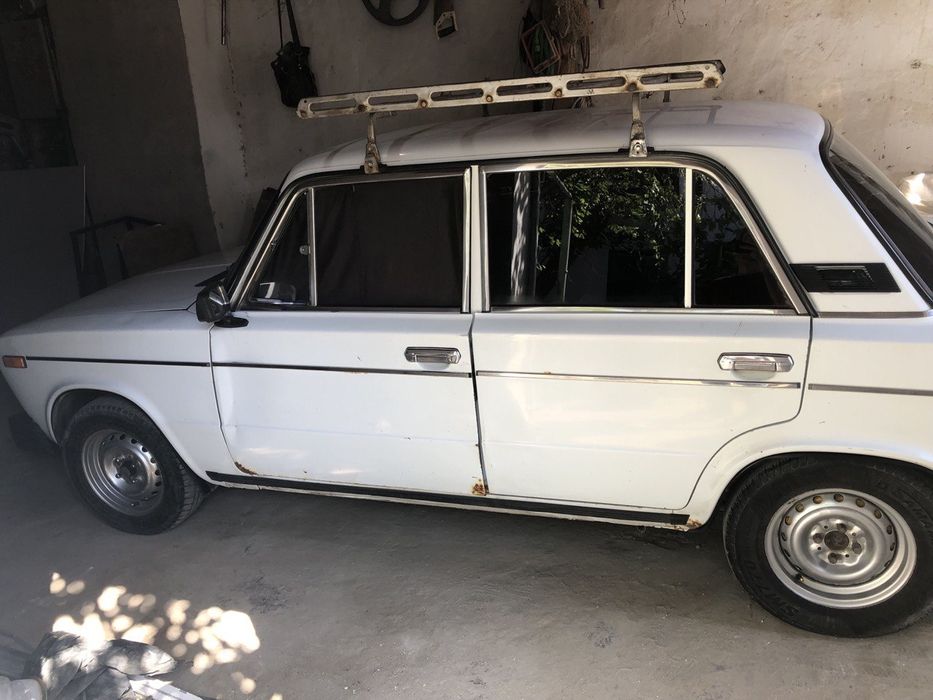 2000-yil 2106 jiguli