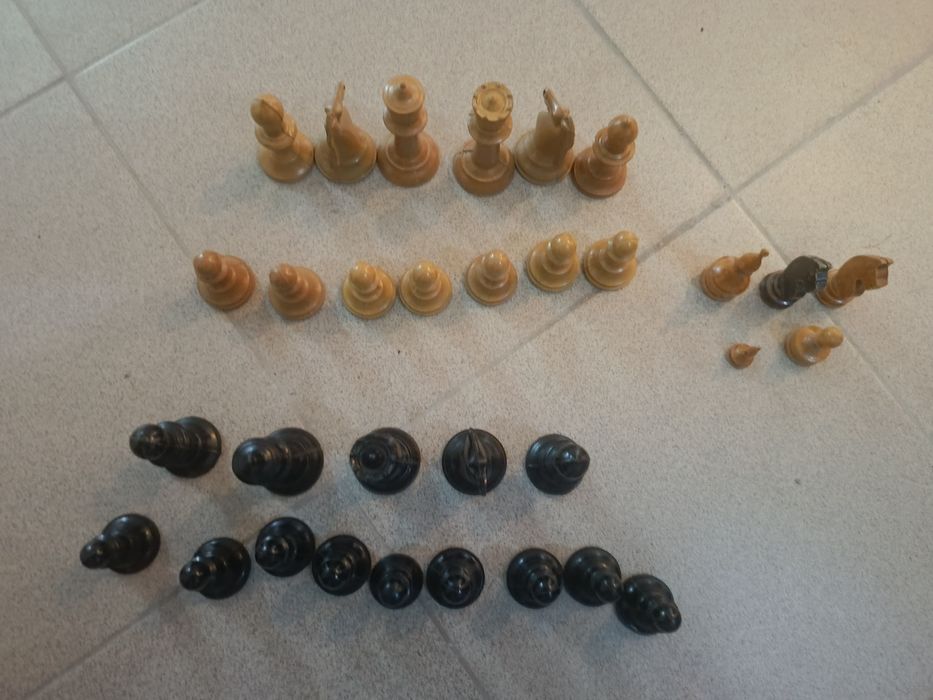 Фигури за шах , един комплект