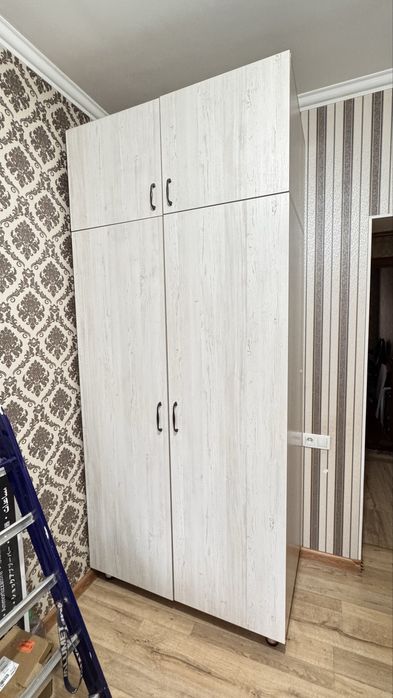 Шкаф новый, в белом цвете