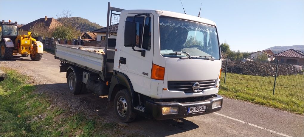 Nissan atleon 150cai anul 2008 motor defect