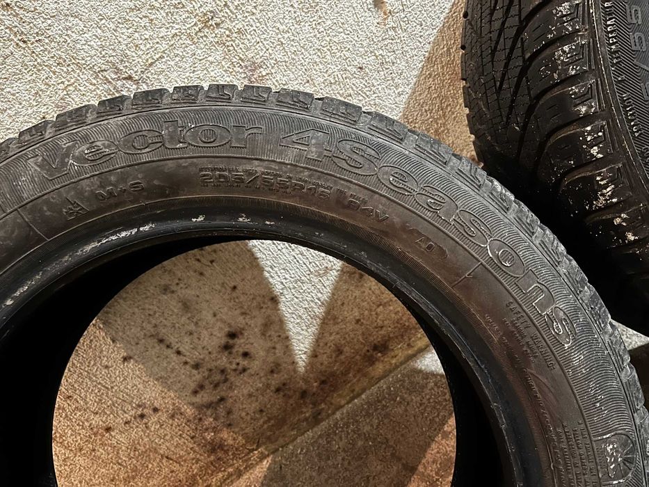 2бр. гуми Goodyear vector 4 seasons 205/55 R16