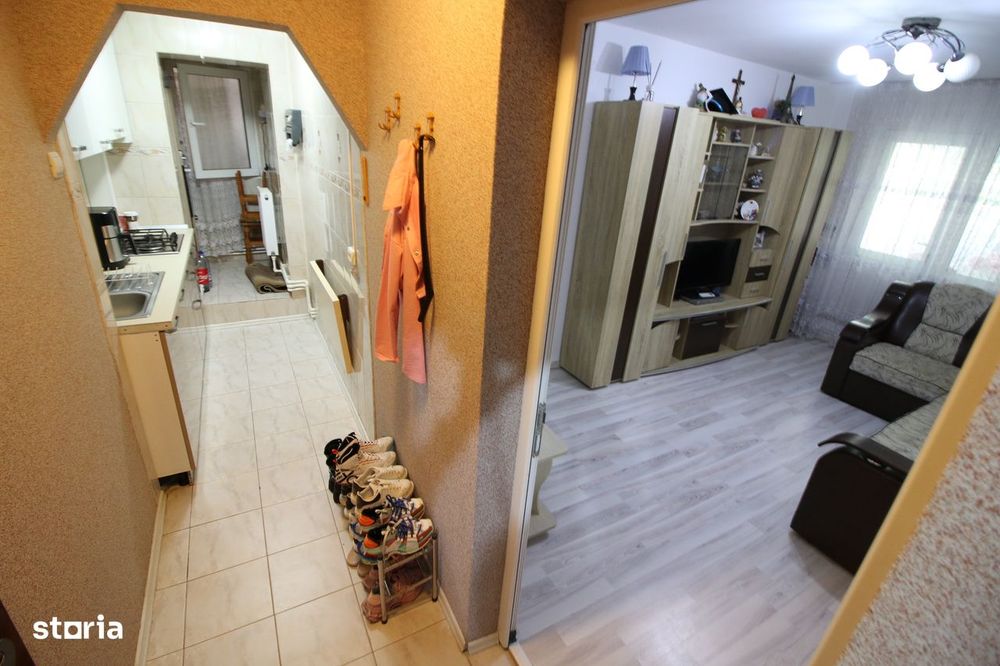 2 camere Micro 40 – Etaj 2, renovat, mobilat & utilat