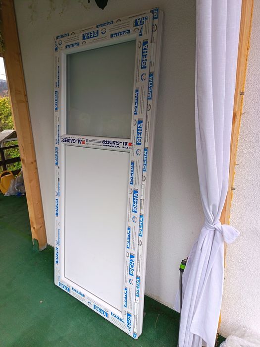 Пвц врата 90 х 200 см.