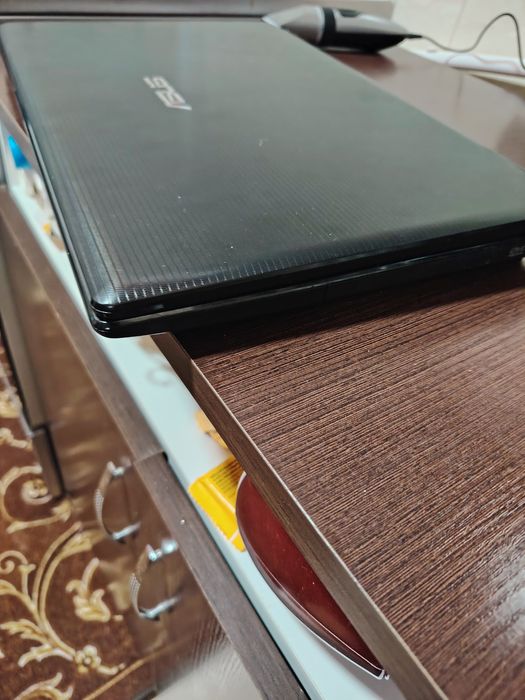 Laptop Asus quad core