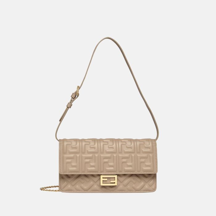Fendi baguette оригинална чанта