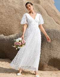 Сватбена бяла рокля с 3D цветя