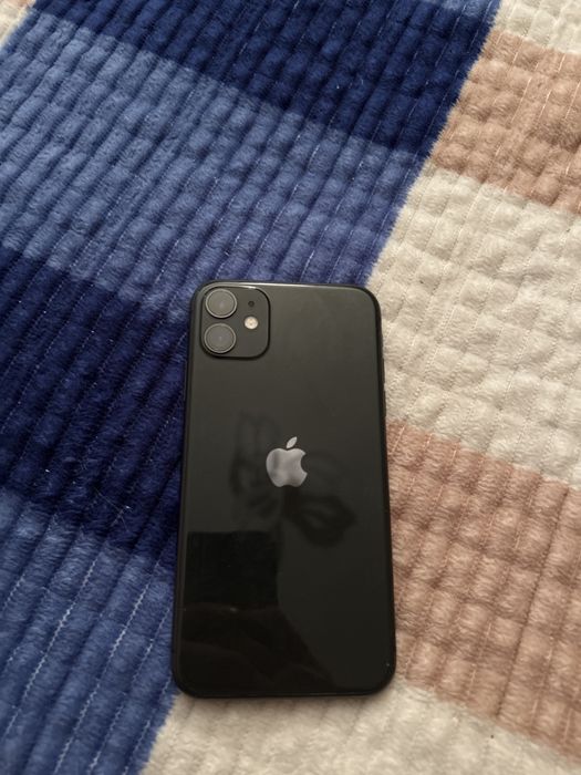 iphone11 в хорошем состояние