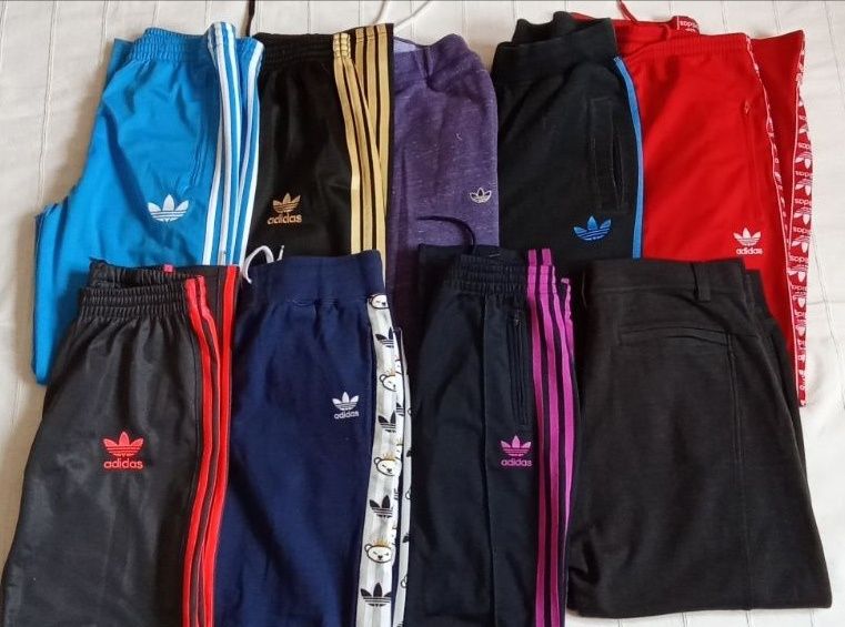 Pantaloni de trening adidas Originals colectie unicat