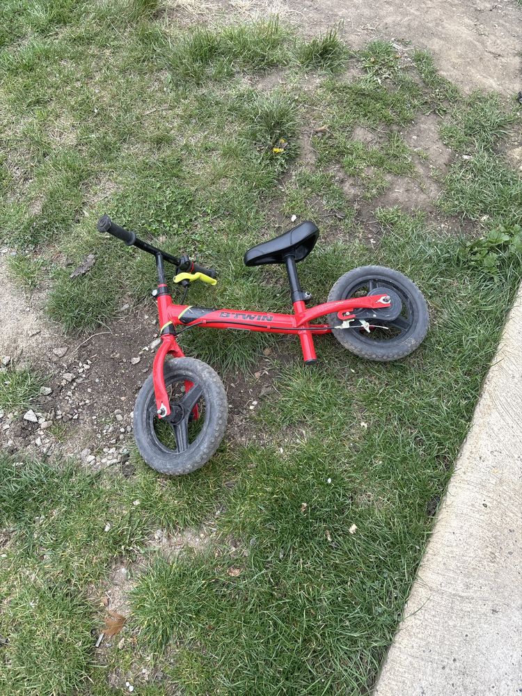 Biciclta fara pedale BTwin
