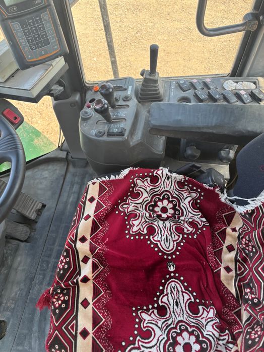 Încărcător  frontal Hitachi ZW 180