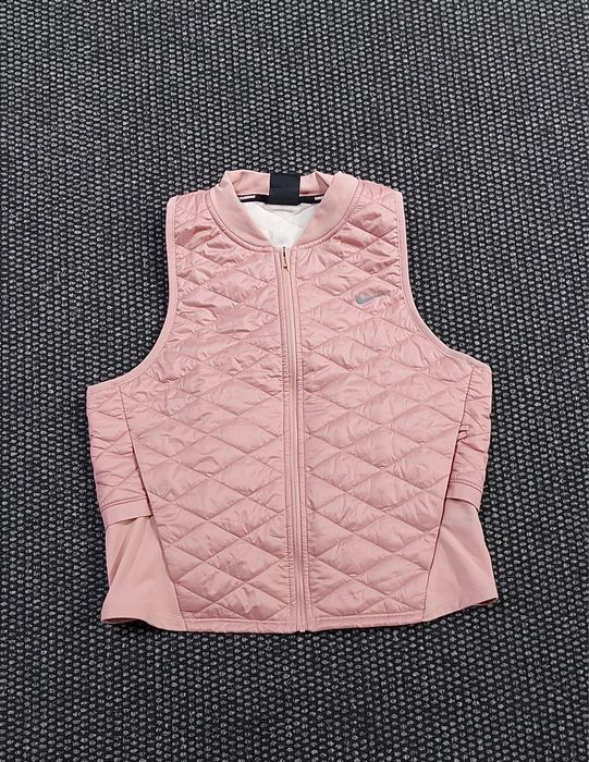 Nike дамски елек S размер