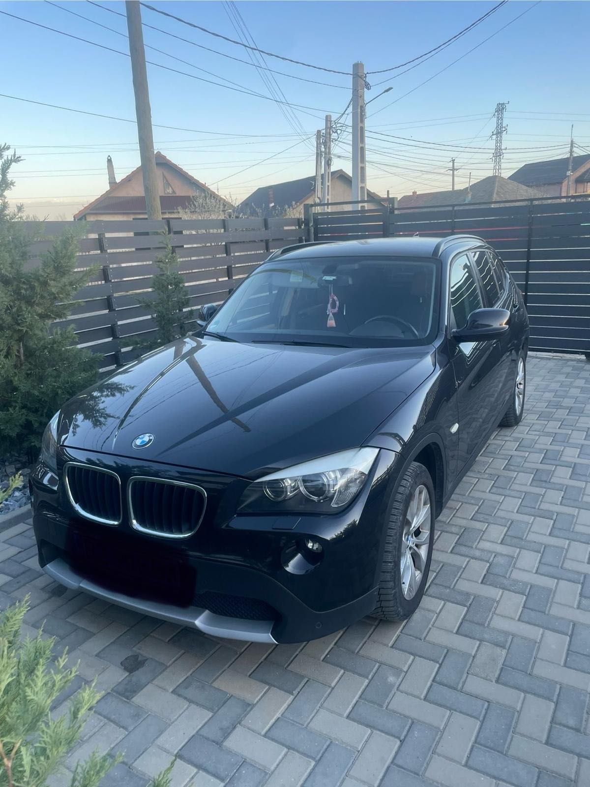 Vând auto BMW X1