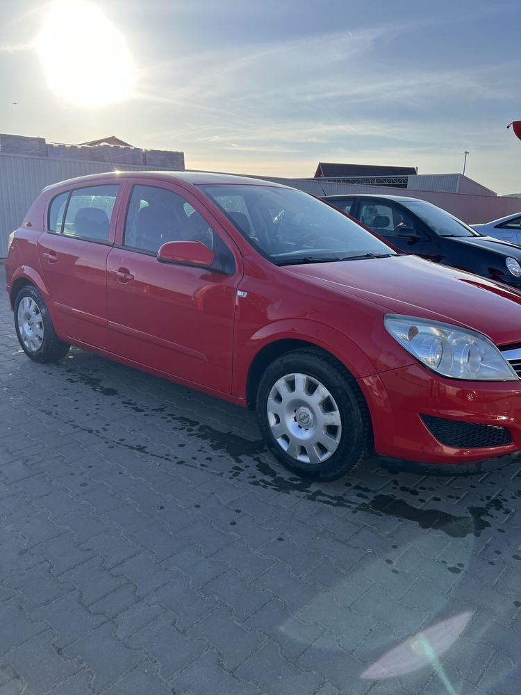 Opel astra H