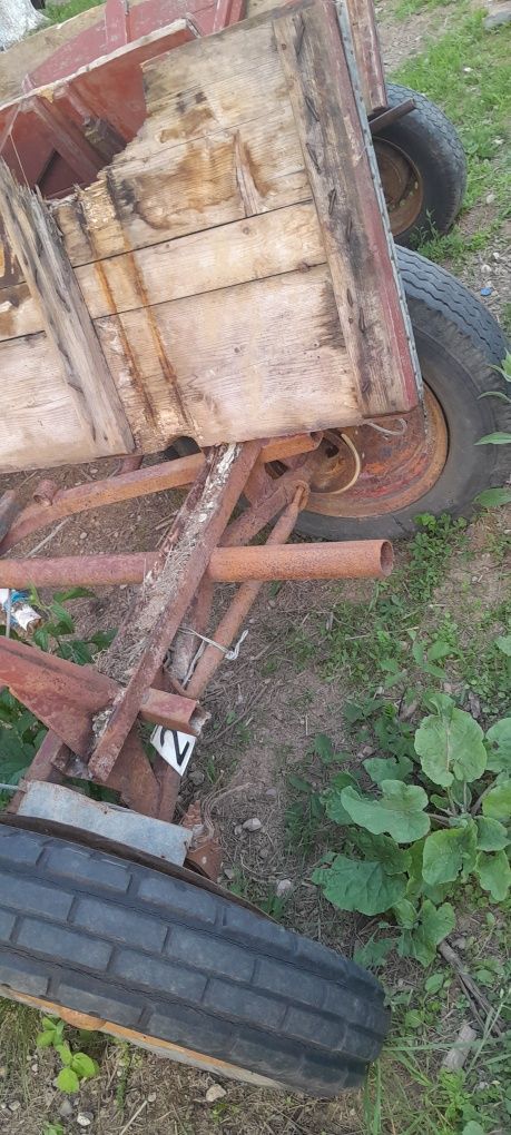 Vând căruță tare