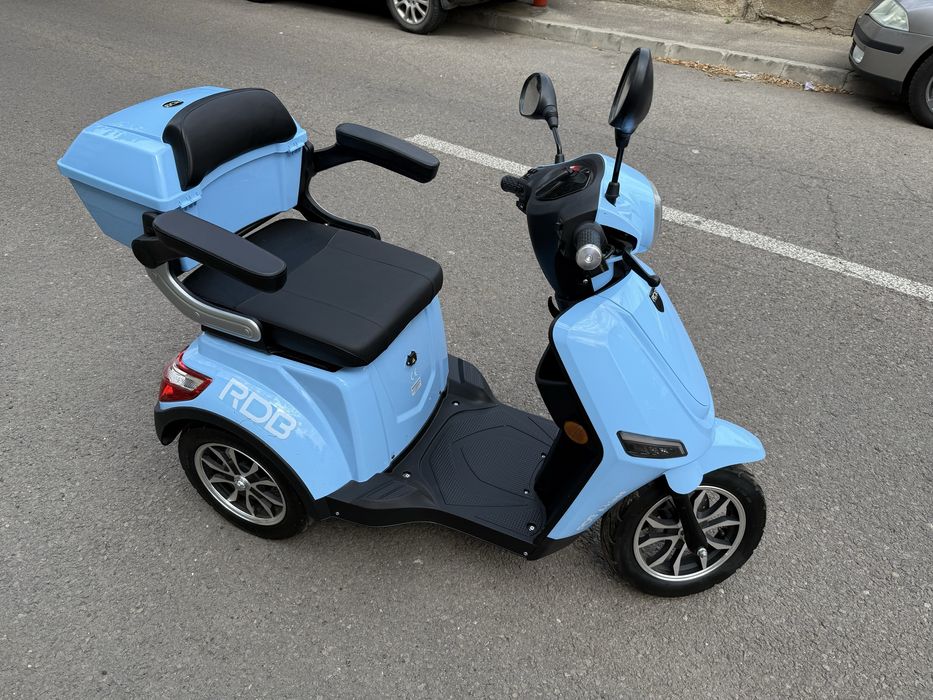 Vand Triciclu electric NOU