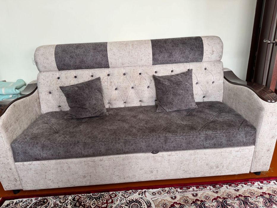 Диван и 2 кресло