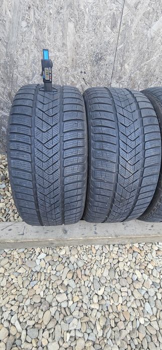 Anvelope Pirelli Sottozero3 MO M+S 225/45 R18 95H 245/40 R18 97V