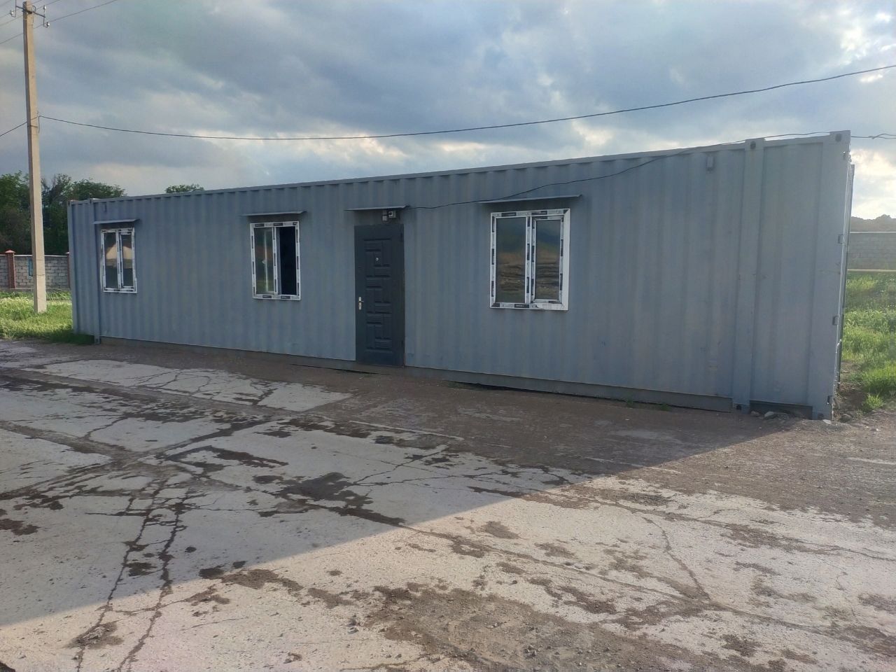 Konteyner ofis yangi idial